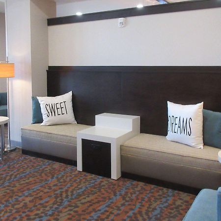 Sleep Inn & Suites Oregon - Madison מראה חיצוני תמונה